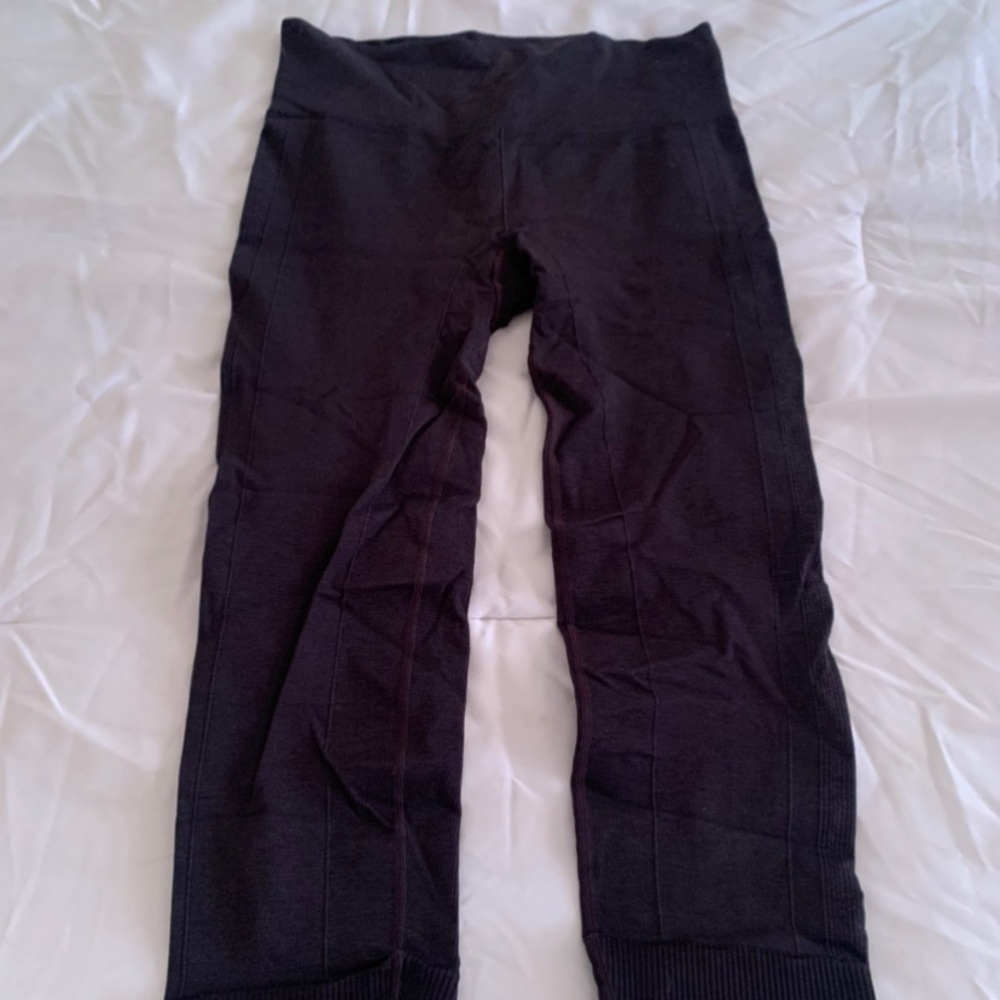 Lululemon leggings charcoal size 12 full length